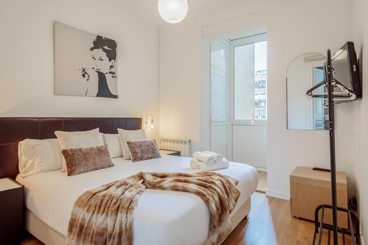 The Gaudi Suites II Barcelona Luaran gambar