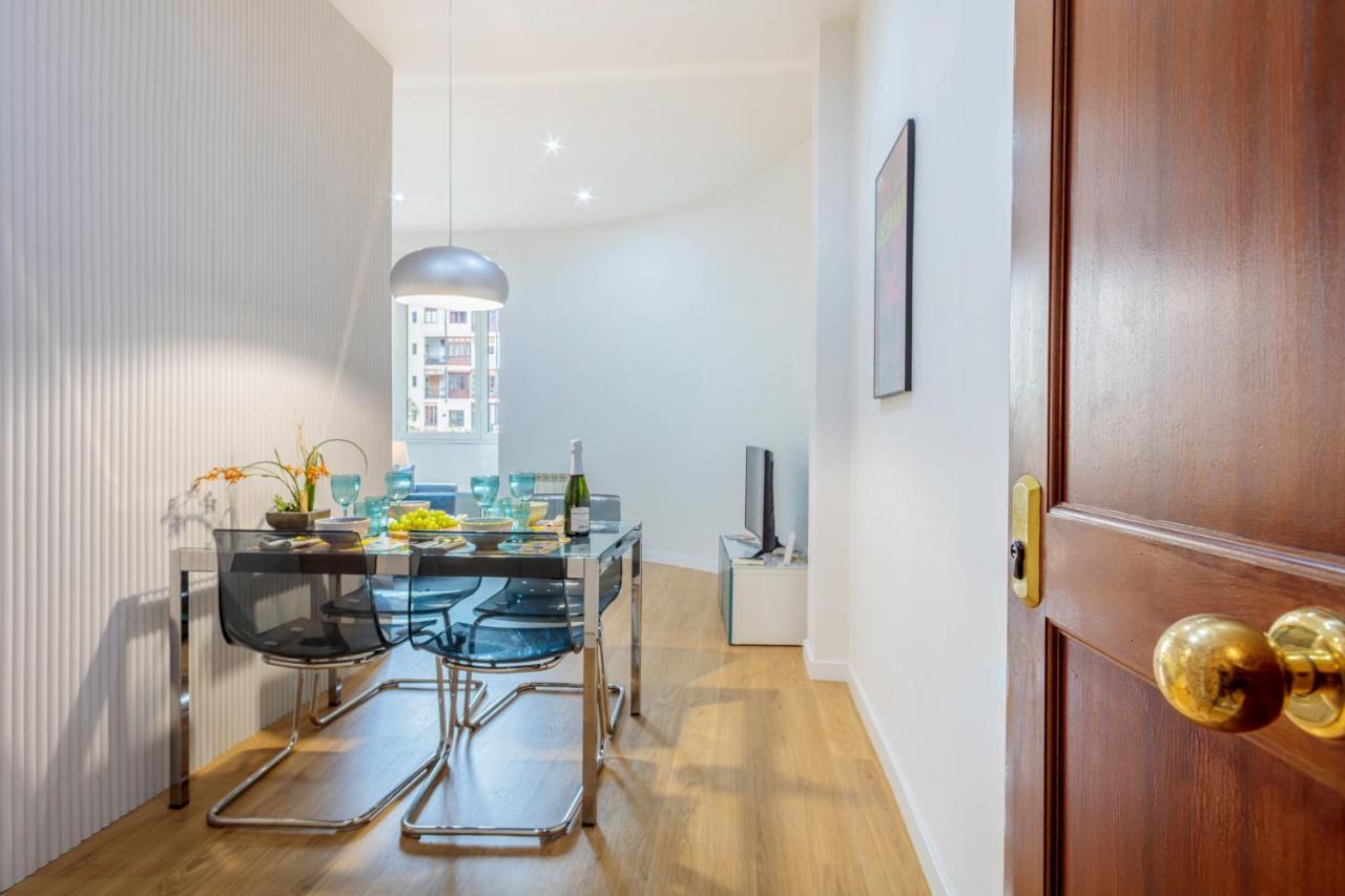 The Gaudi Suites II Barcelona Luaran gambar