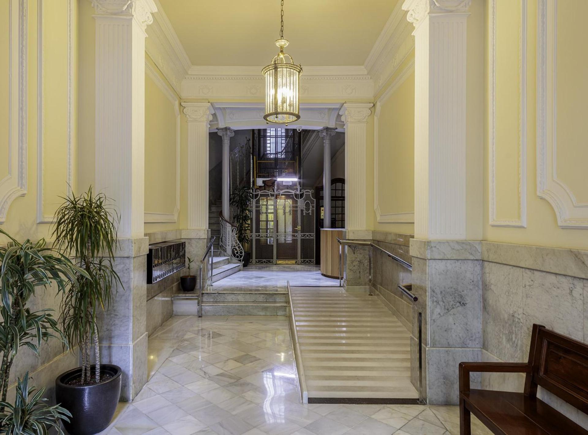 The Gaudi Suites II Barcelona Luaran gambar